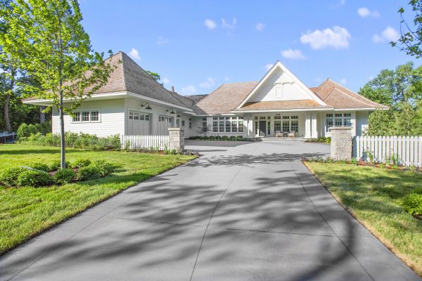 Tar And Chip Service in Kenner