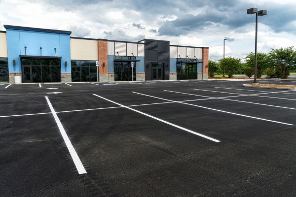 Parking Lot Blacktopping in Kenner